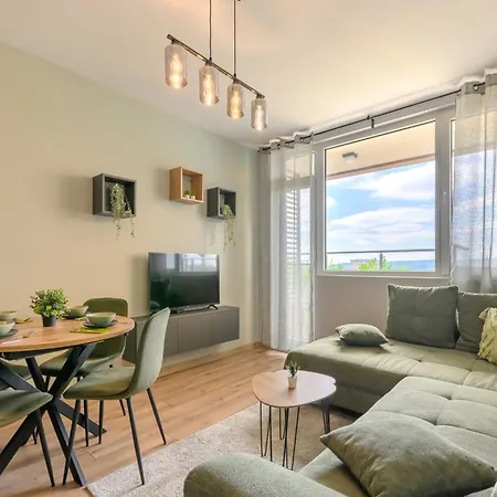 Apartment-4 People- Sea View Lejlighed *